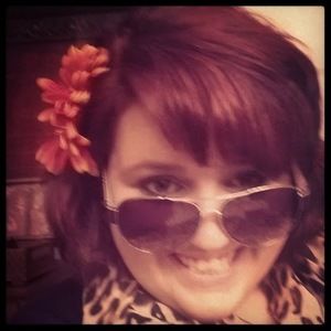 Meet your Posher, Rachel